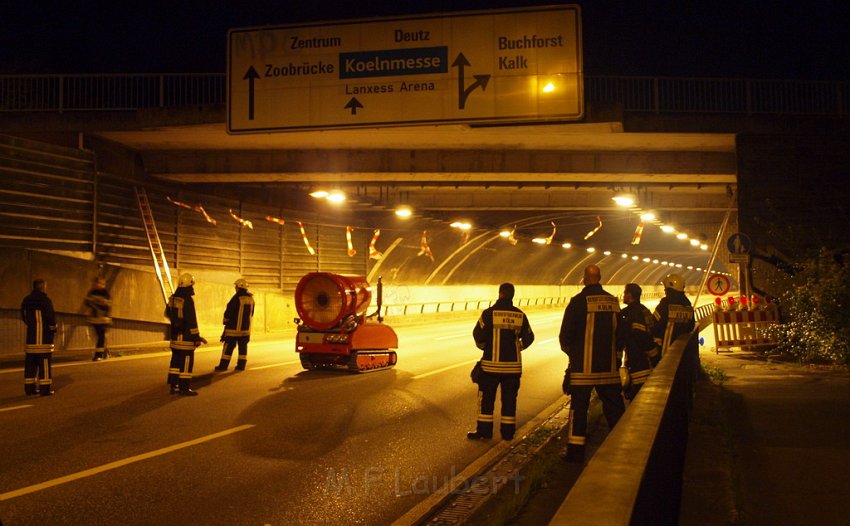 BF Koeln Tunneluebung Koeln Kalk Solingerstr und Germaniastr P311.JPG